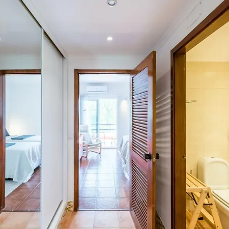 Lovelystay - Golden Cabanas View Appartement